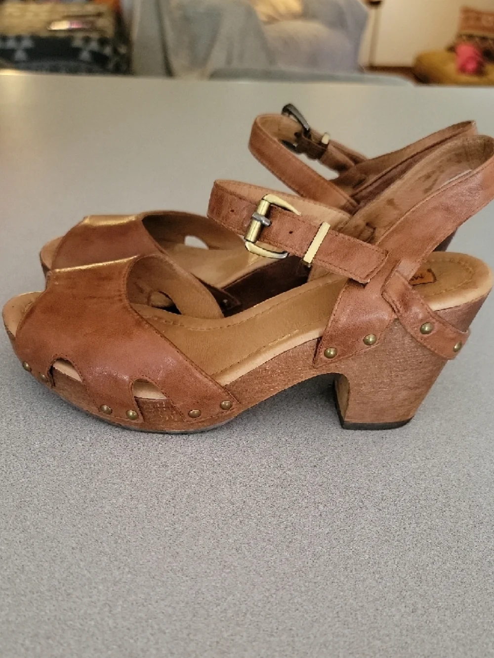 Miz Mooz Brown Leather Slingback Peep-Toe Heels - Picture 2 of 5